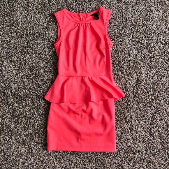 Pink h&m dress - Picture 3 of 5